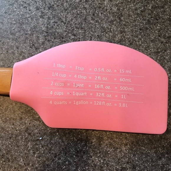 Pampered Chef rubber scraper - Picture 3 of 4